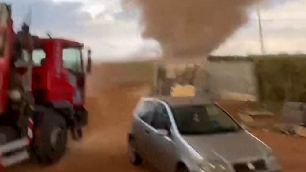 Tornado drabbade Sicilien &ndash; tio till sjukhus