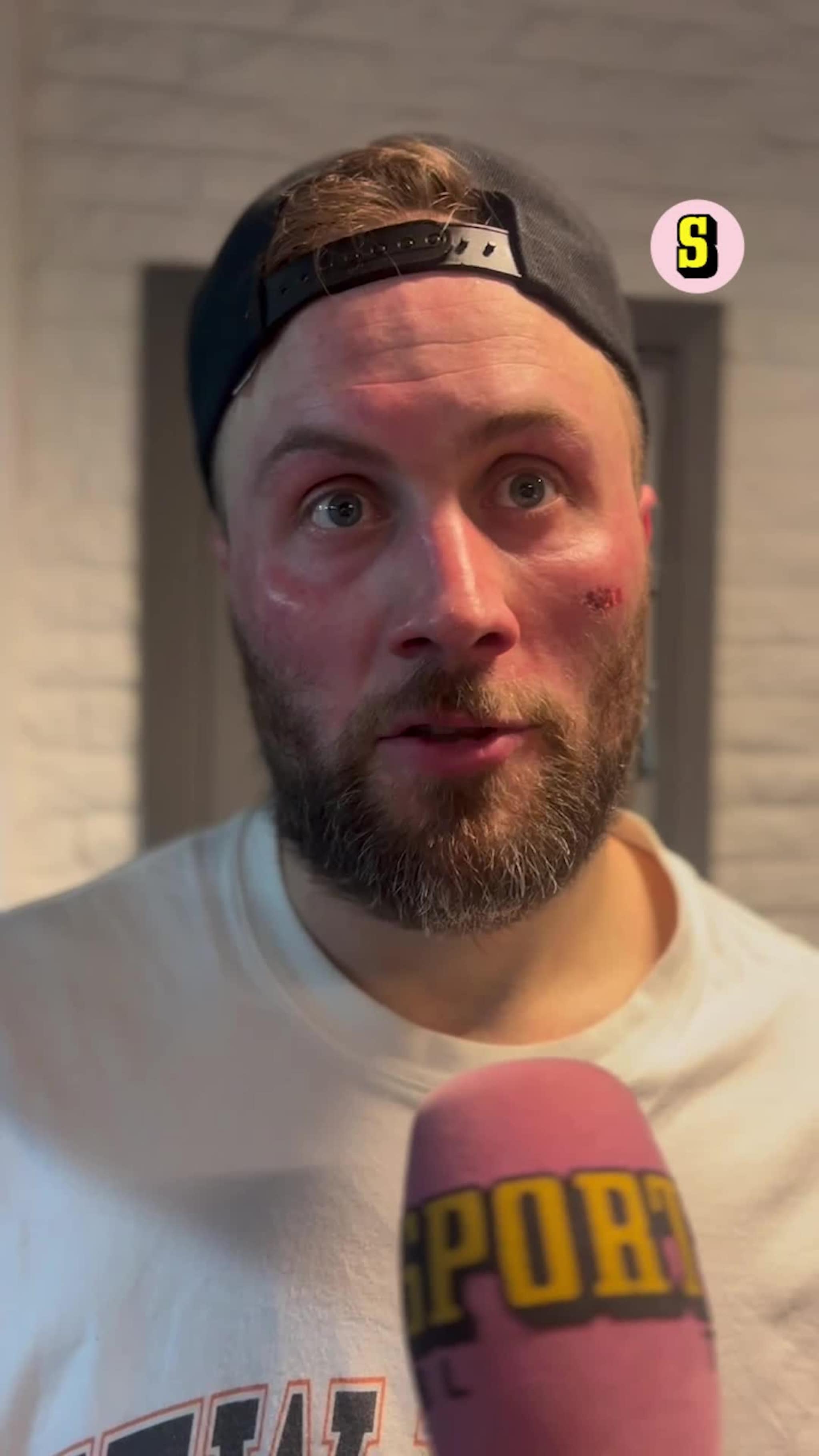 Johan Larsson: "Vi skjuter oss själva i foten"