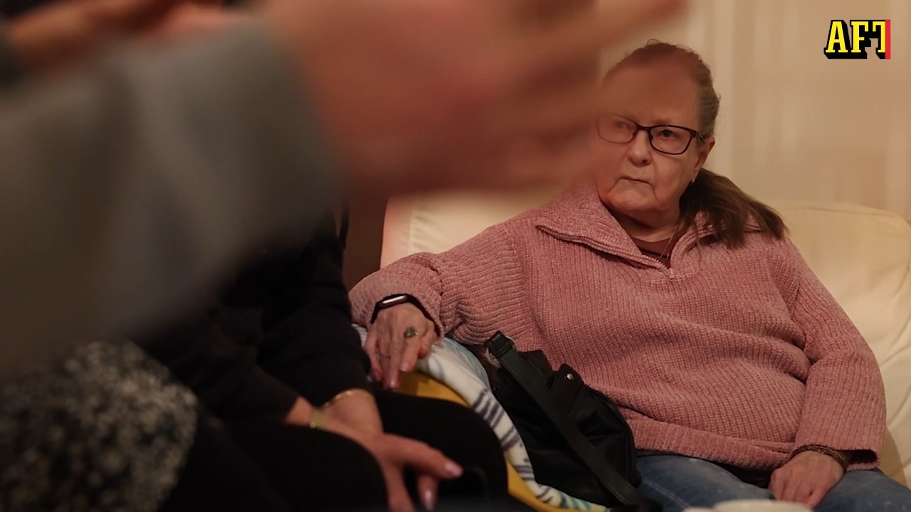 Tina, 81, klarar inte av nästa hyreshöjning: "Panikslagen"