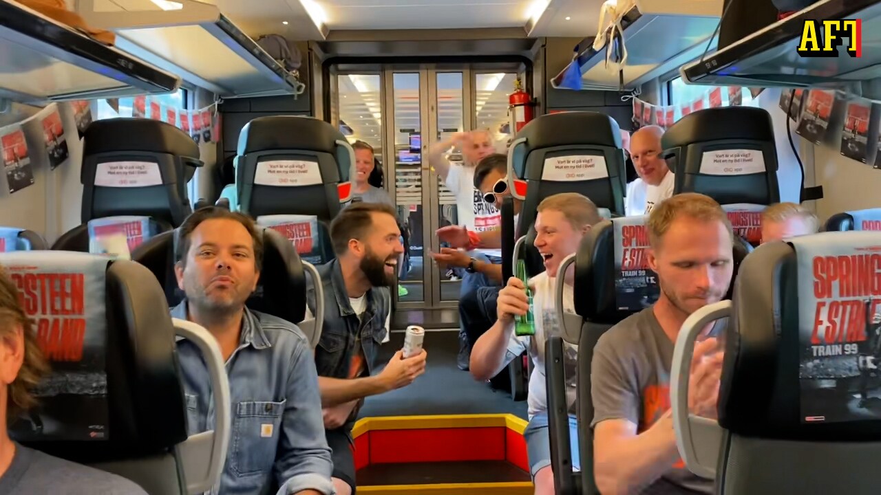 Se rocktåget på väg till bossarnas boss: ”Förfesternas förfest”