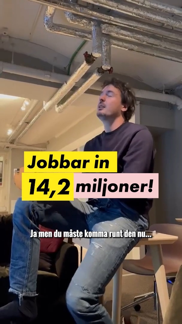 Se glädjen när han vinner 14 miljoner