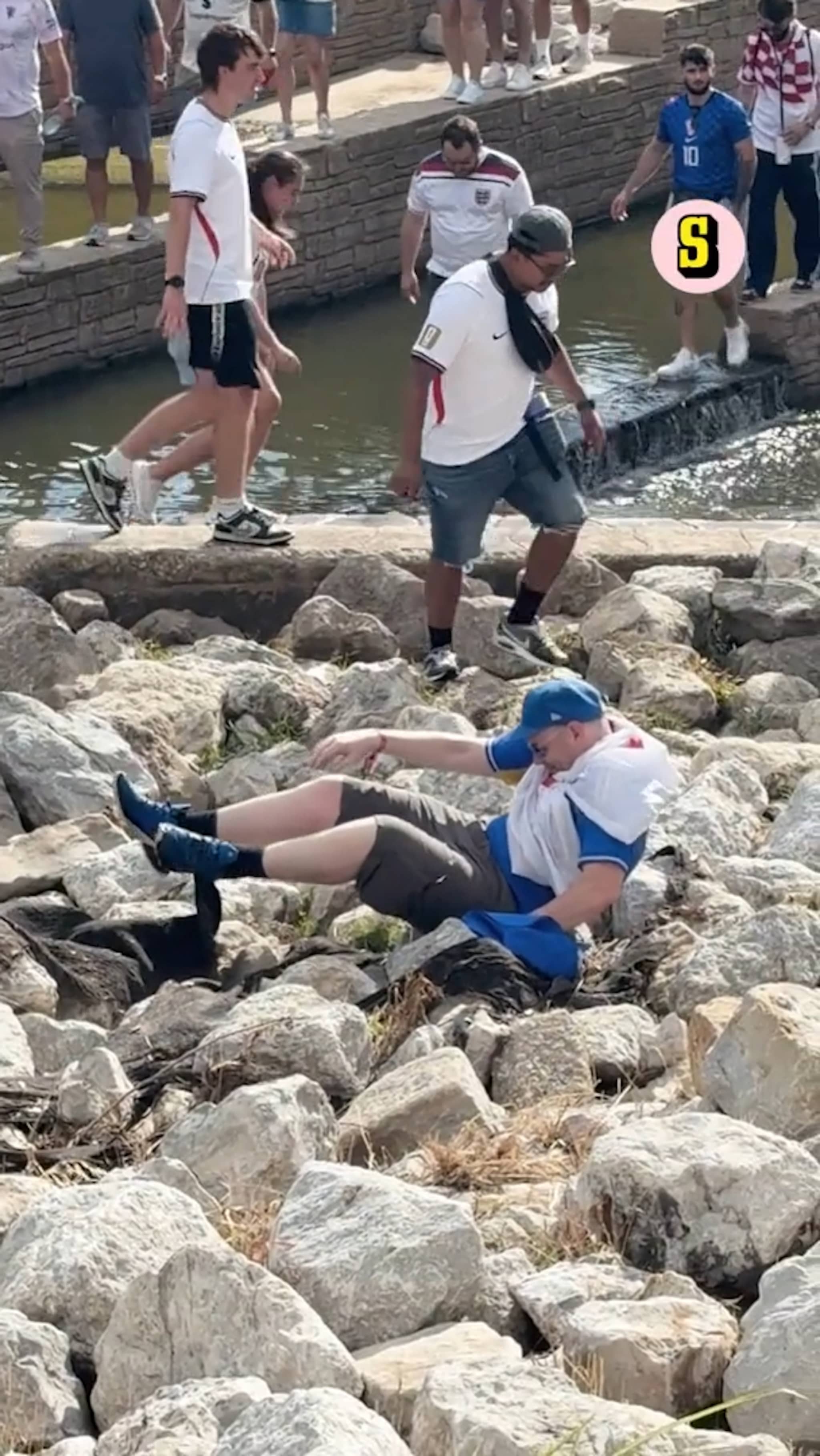 Kaos när England får ta vattenvägen hem