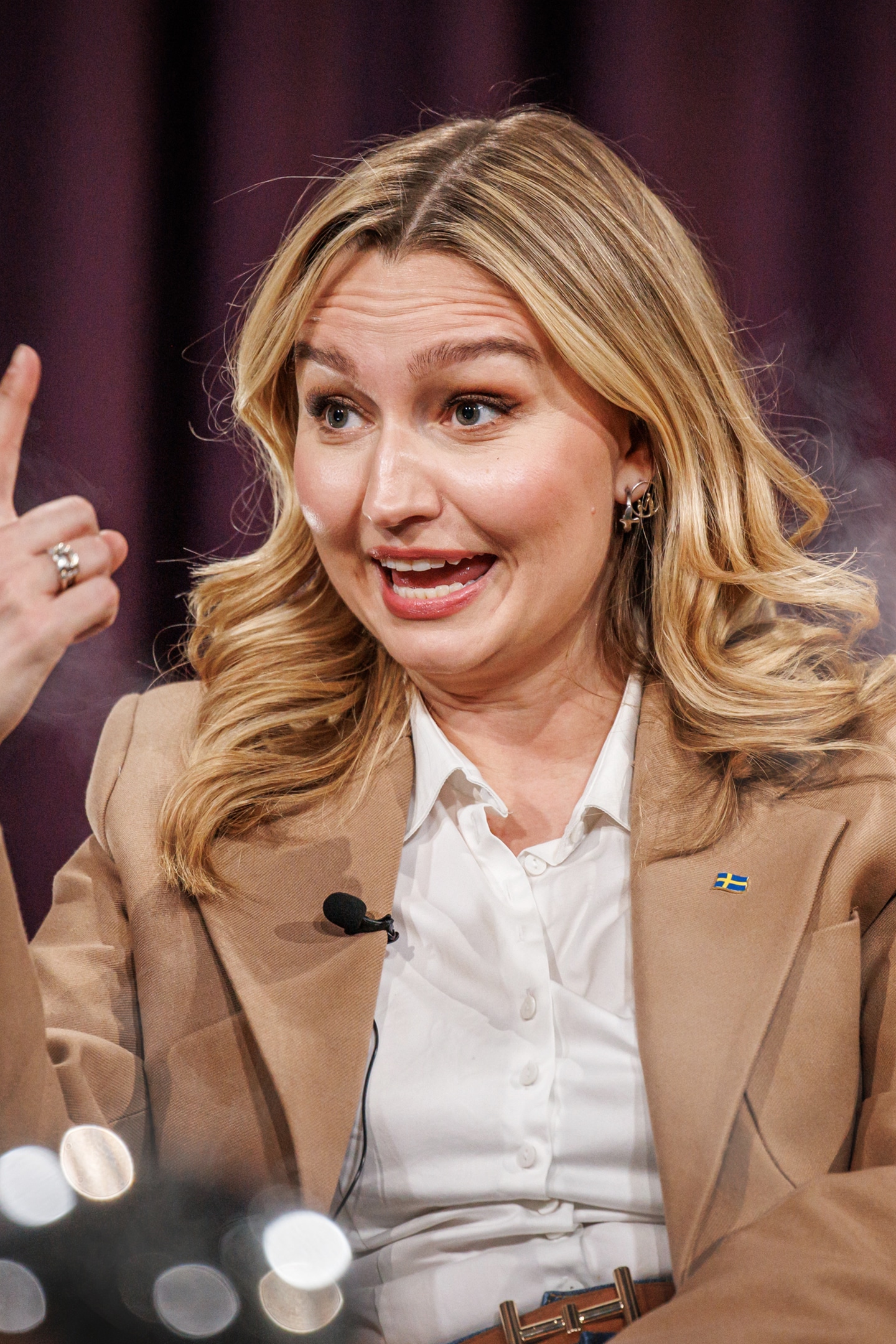 Busch om romansryktet med Markoolio