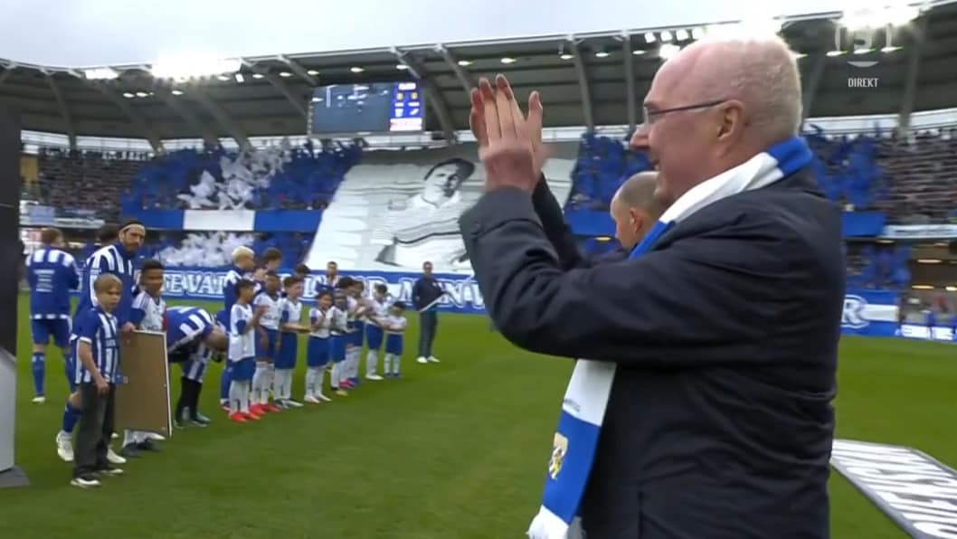 Här hyllas Svennis på Gamla Ullevi – se målen från matchen