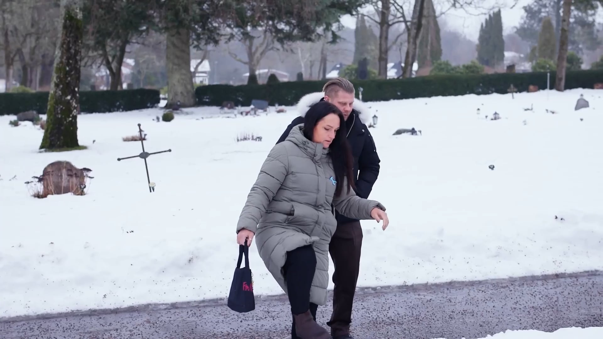 BARNEN – Nathalies grav