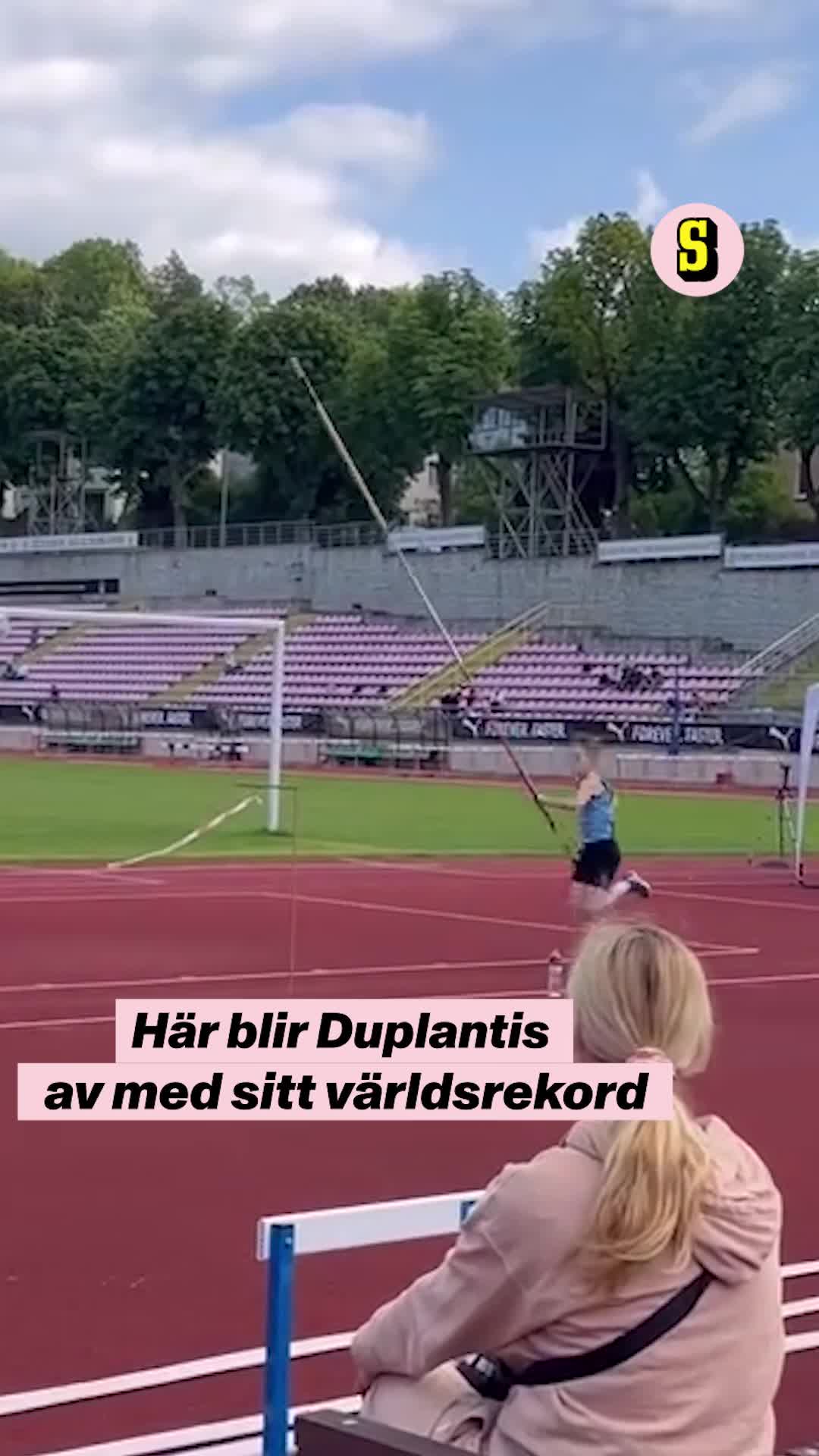 Här slår 12-åringen Duplantis världsrekord