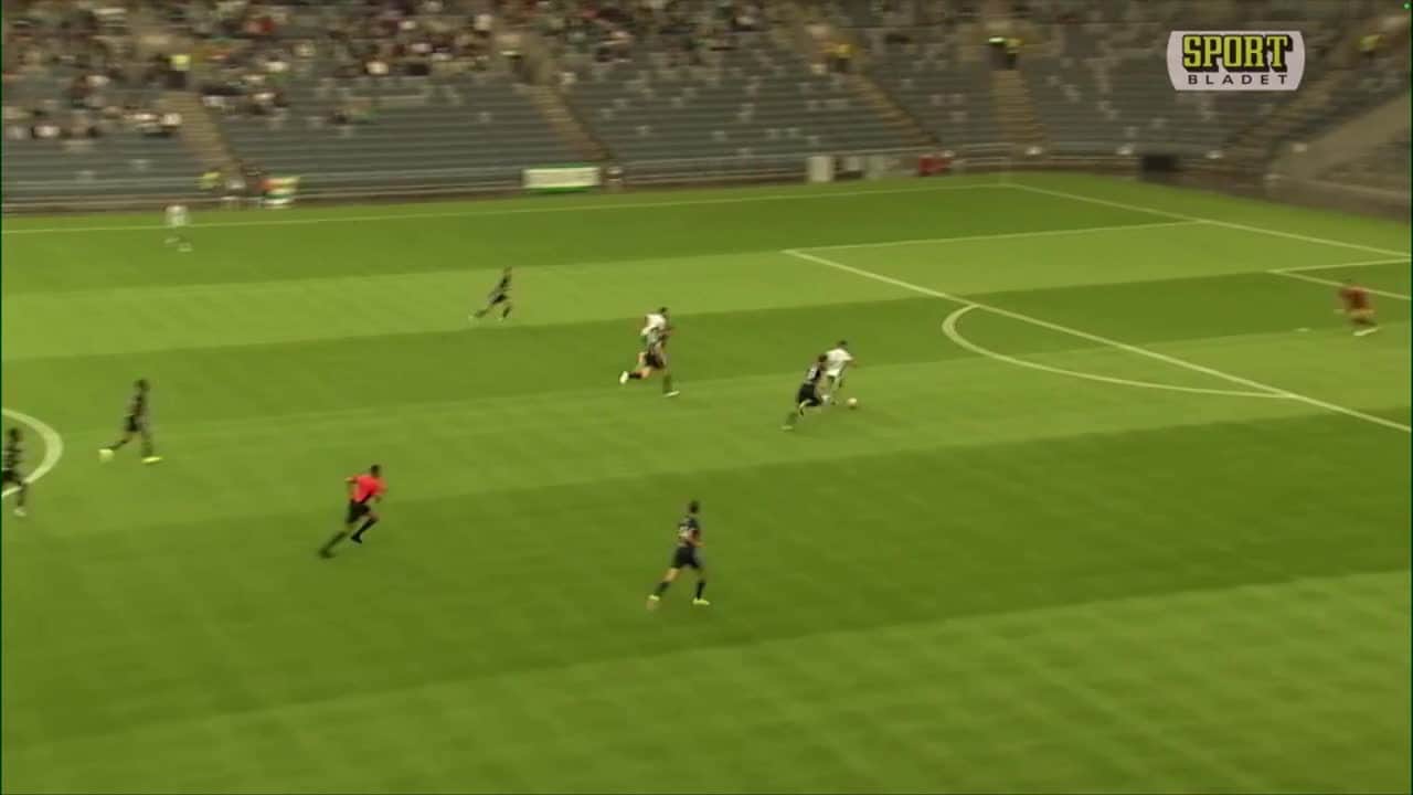 Här besegrar Bajen Stocksund med 6-1