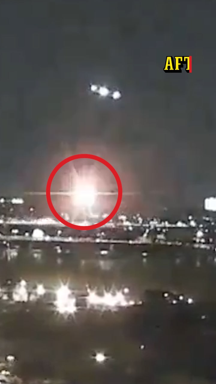 Kollision mellan passagerarplan och helikopter: ”Inte hittat några överlevande”