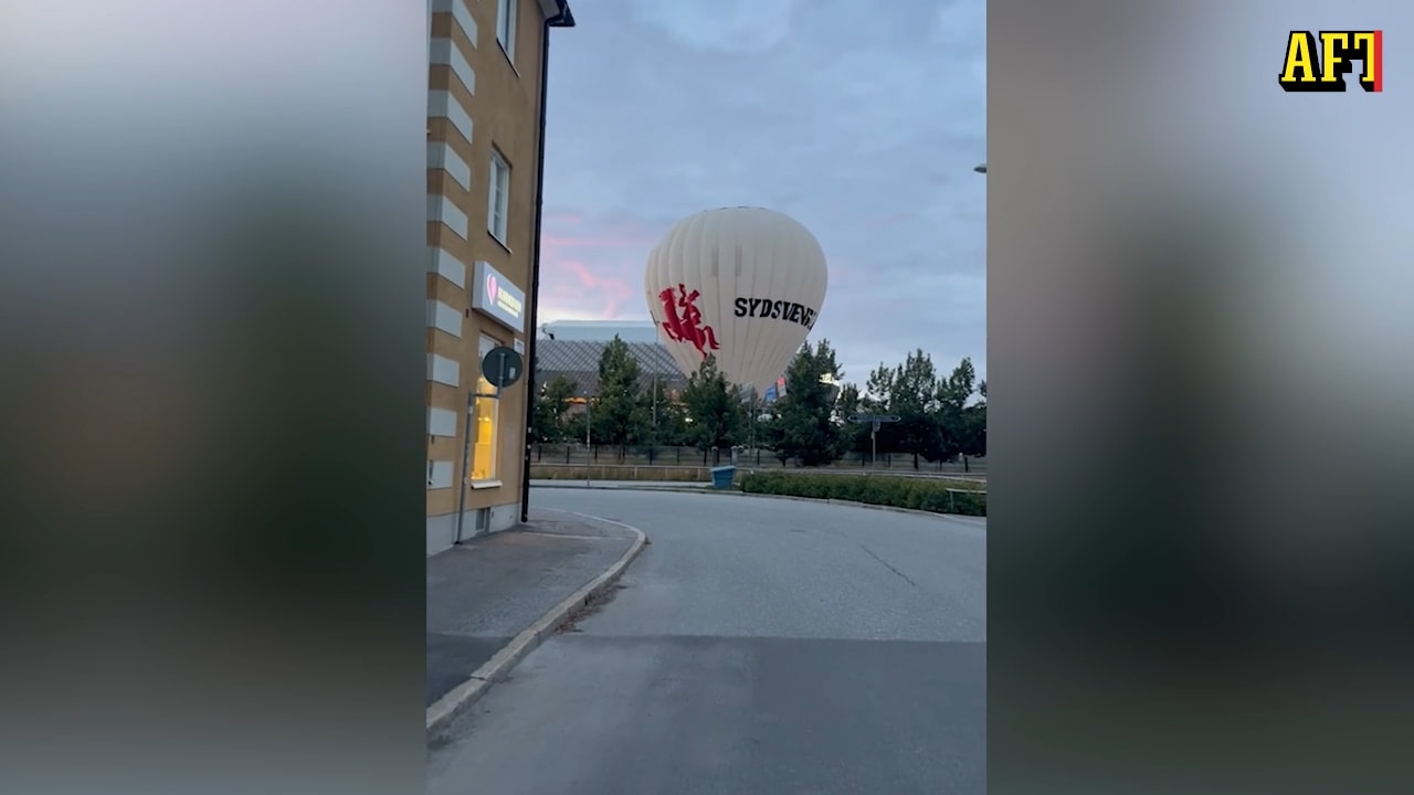 Luftballong nödlandar mitt i Stockholm – &ldquo;Gick inte bra&rdquo;