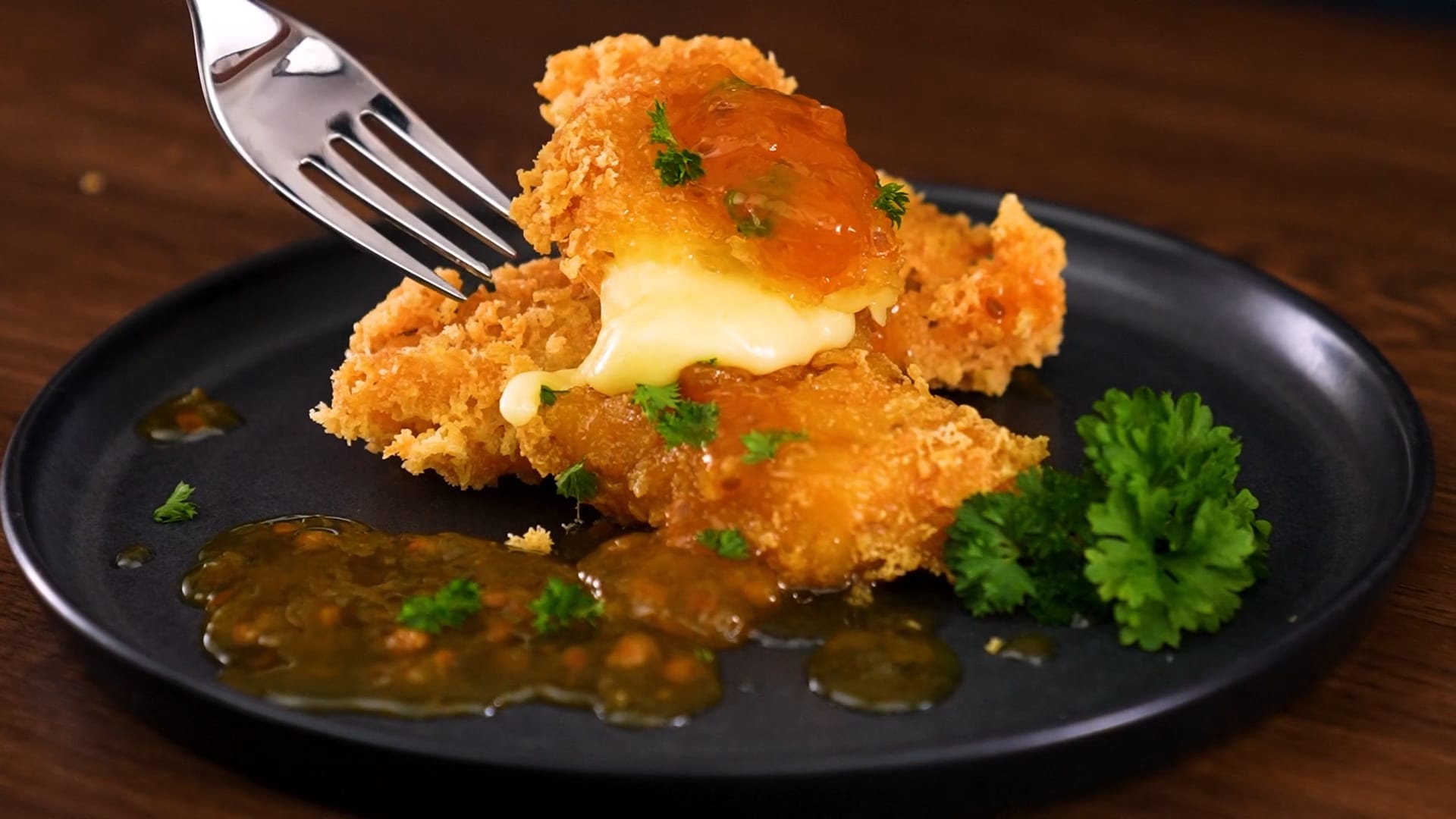 Friterad camembert med chips