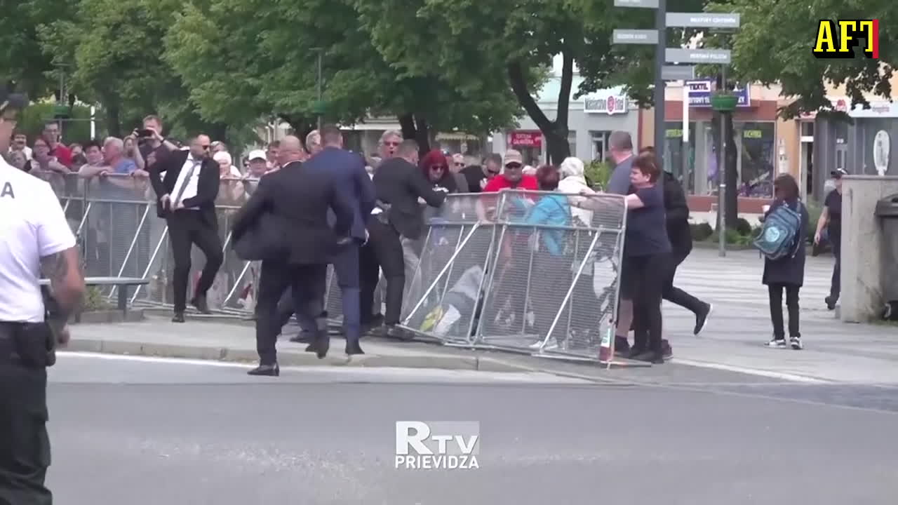 Slovakiens premiärminister Robert Fico kämpar för livet