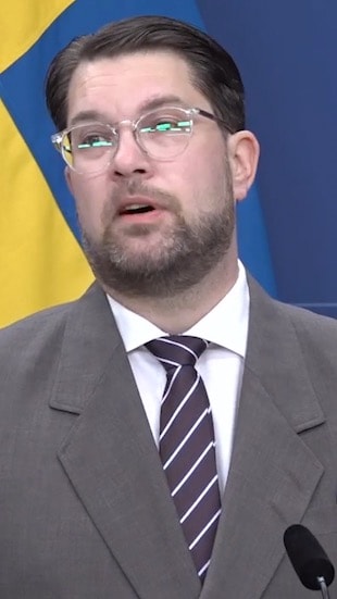 Åkesson: ”Den som vill bygga en framtid i Sverige, förväntas bidra”