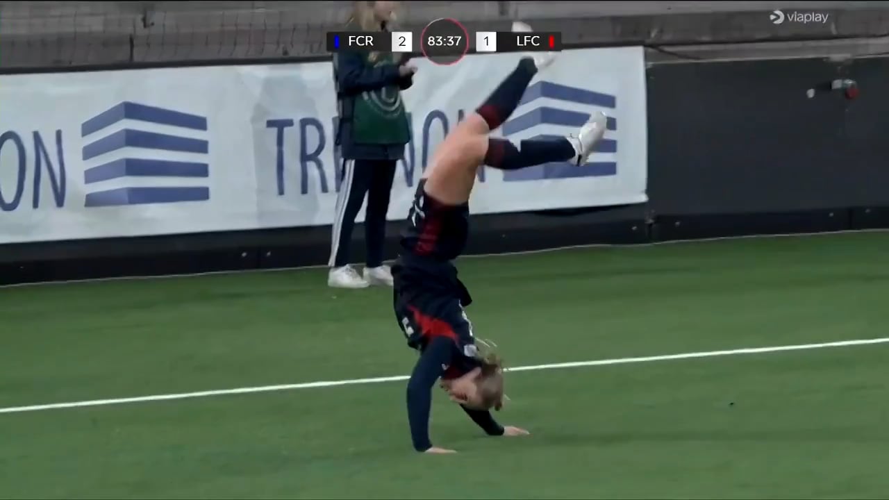 Hattrick-hjälten räddar Rosengårds damallsvenska kontrakt