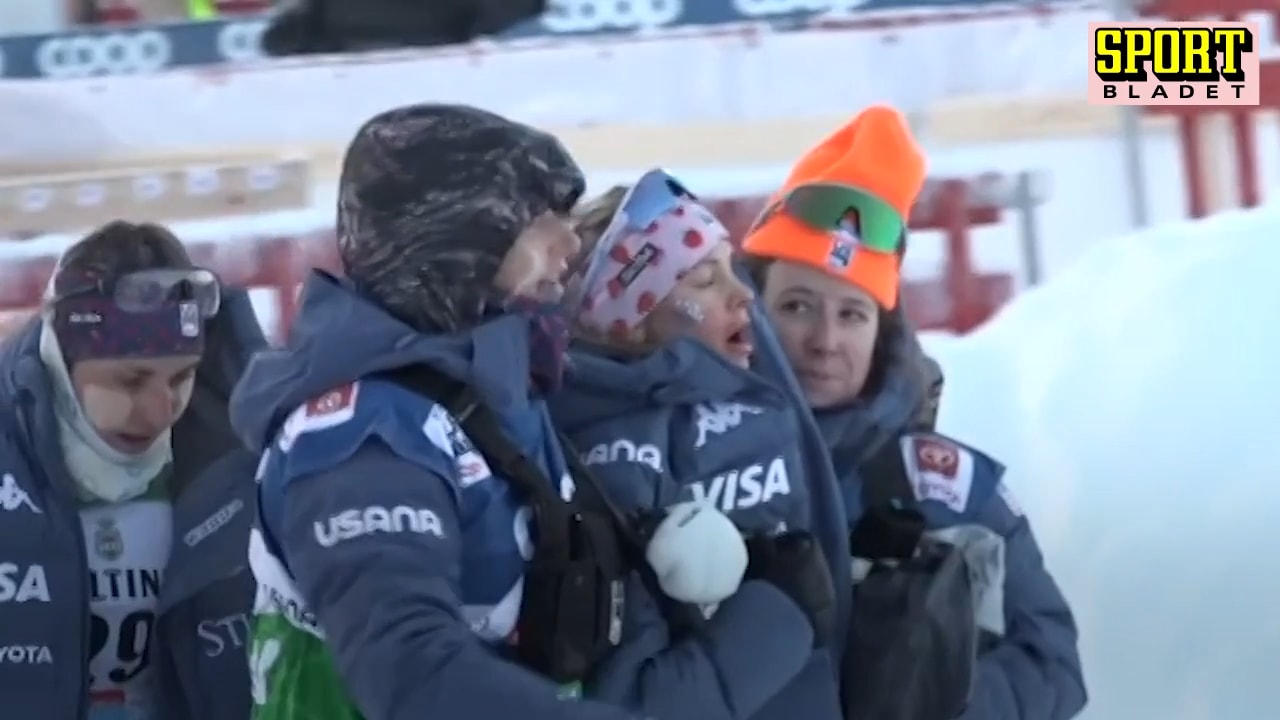 Här får hon hjälp efter blodiga loppet