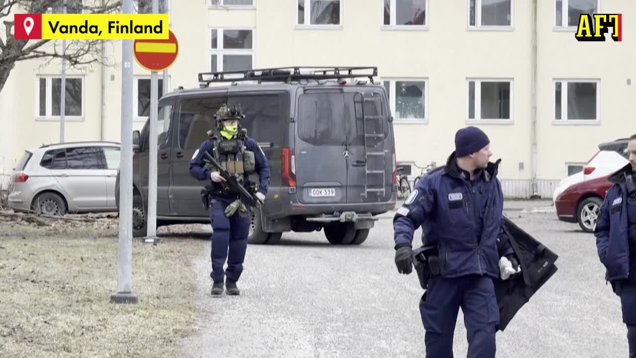 Skolskjutning i Finland – polisen på plats