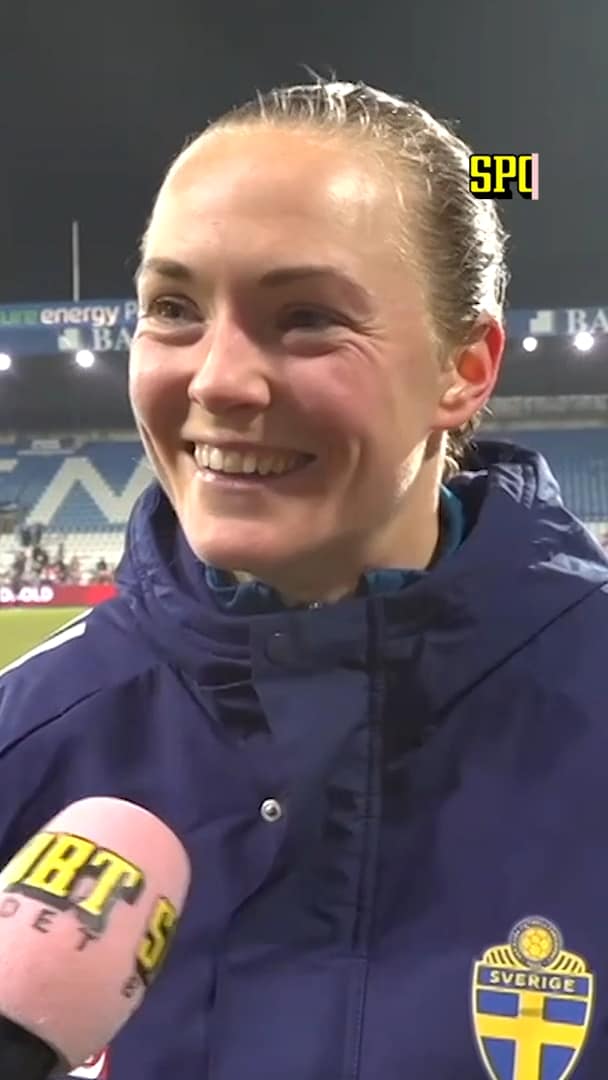 Armbågar fästmön – rakt i ansiktet: ”Oj då!”