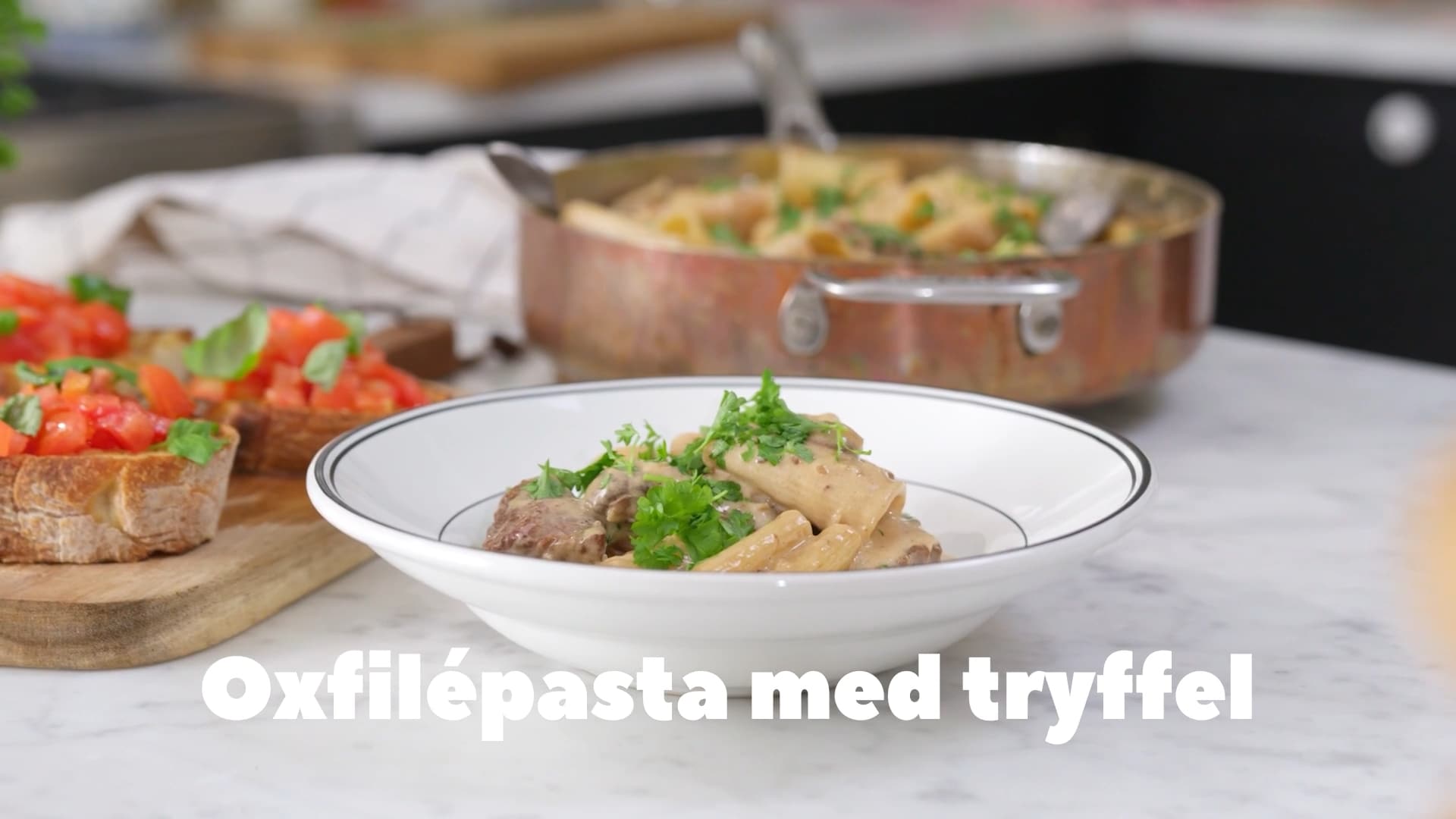 Krämig oxfilépasta med tryffelolja