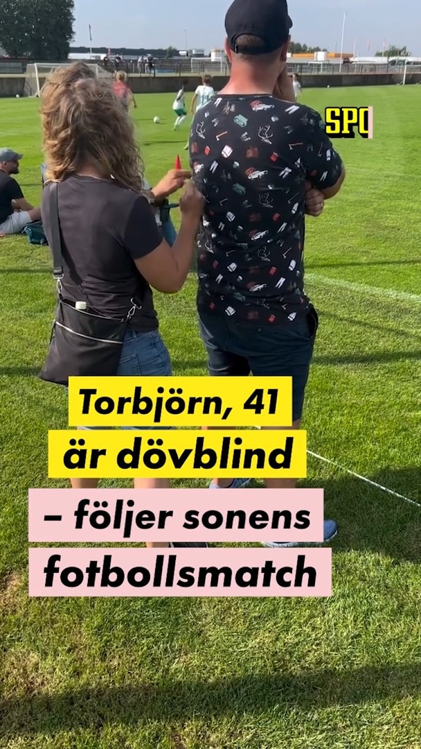 Torbjörn är dövblind – så här följer han sonens match