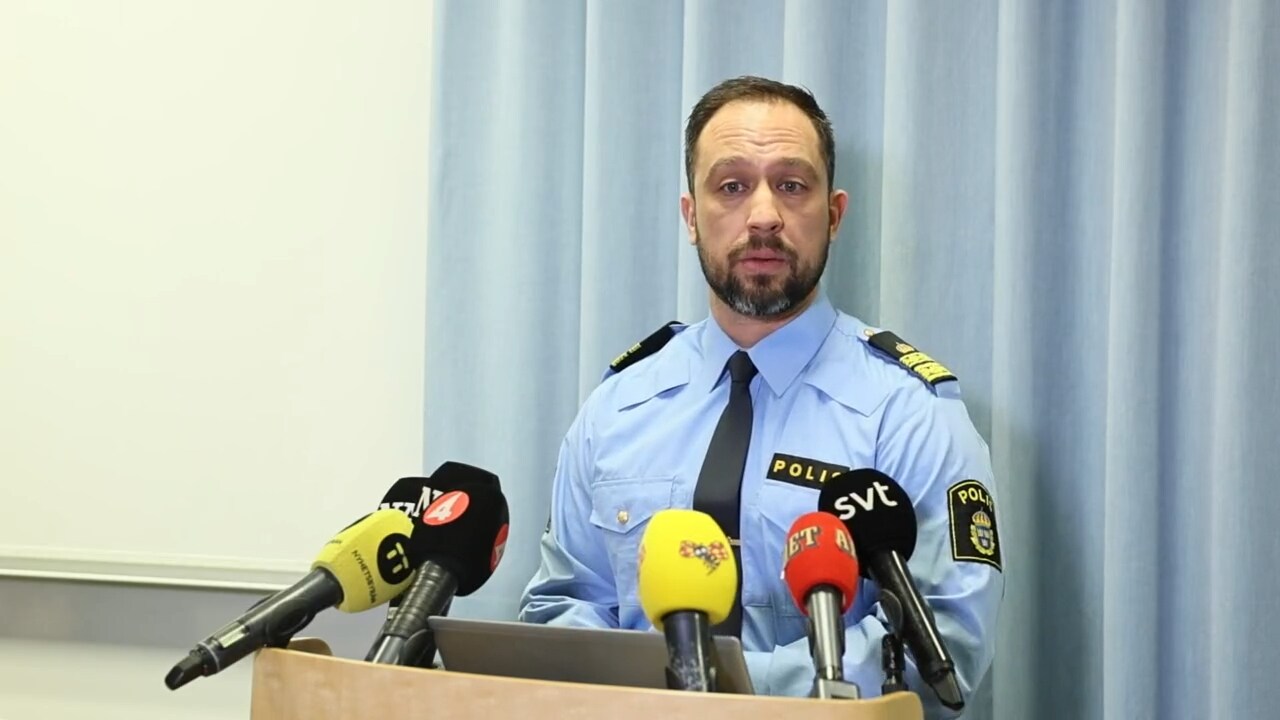 Se polisens pressträff efter dödsolyckan