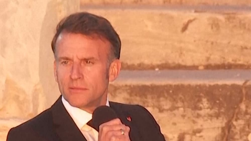 Macron j&auml;mst&auml;ller Trump med Putin: &rdquo;Vakna upp&rdquo;