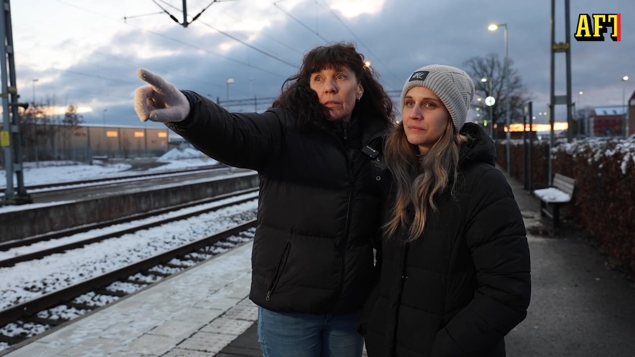 14-årig flicka svårt bränd - räddad av familj på väg till tåget