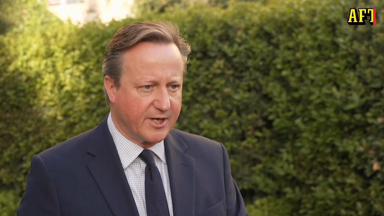 Cameron: Israel får göra sina val