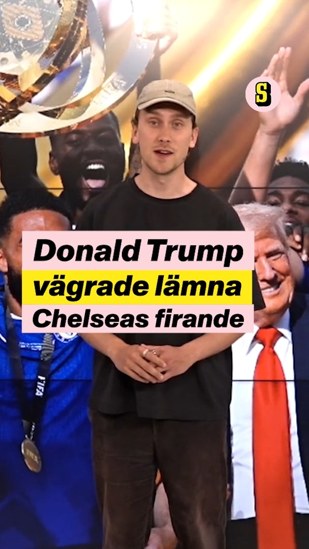 Trump vägrade flytta på sig under firandet