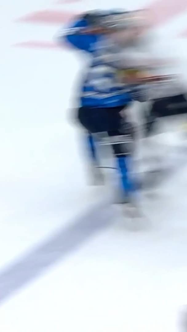 Stängs av 14 (!) matcher efter tacklingen