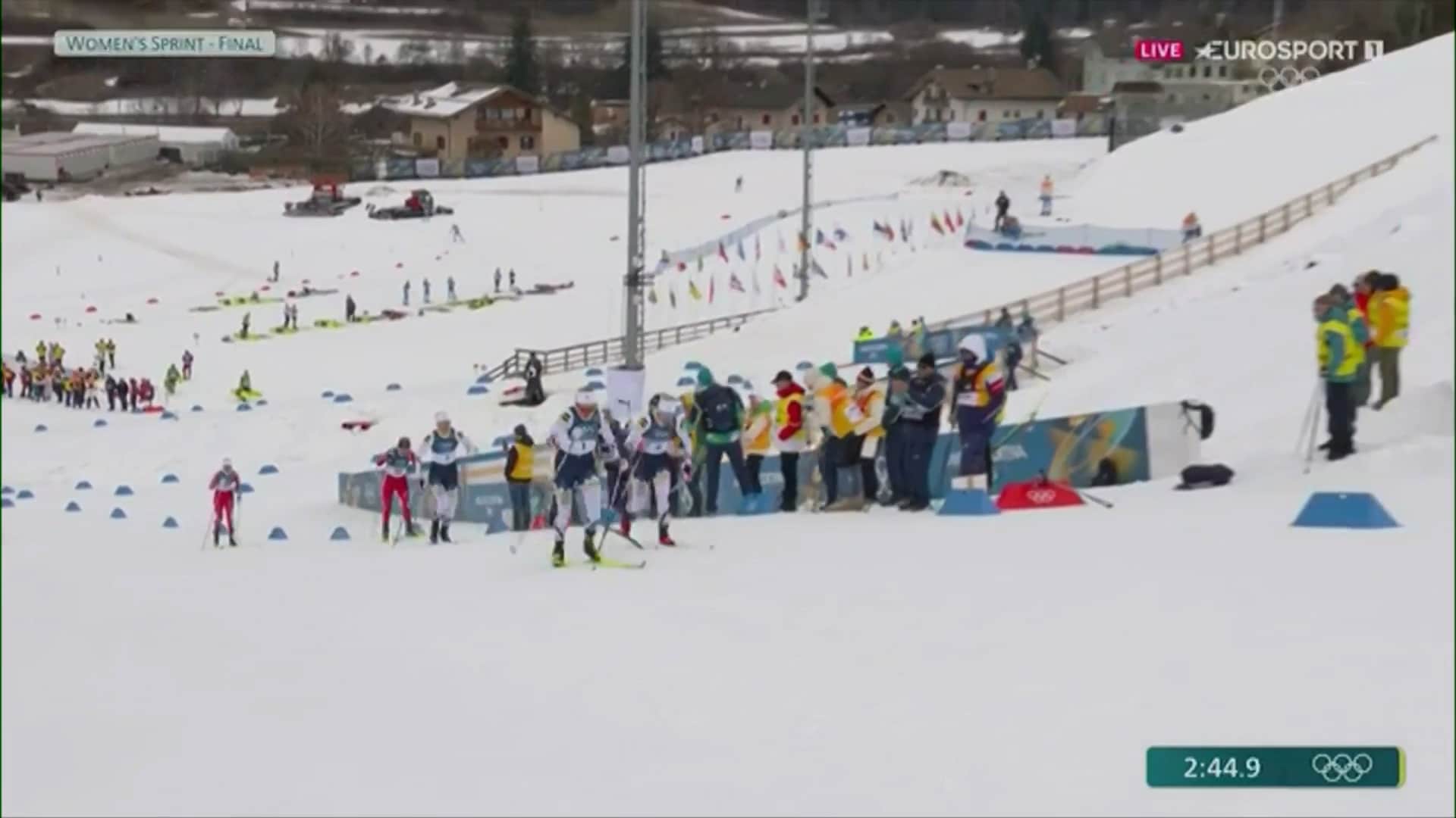 Historiska bilder – här vinner Sverige guld, silver och brons