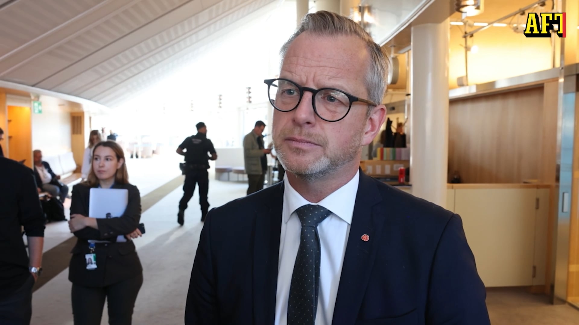 Damberg (S) om budgeten: ”Ett hån mot vanliga hårt arbetande familjer”