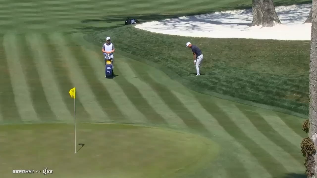 &ldquo;WOW! Otroligt!&rdquo; Jesper Svensson sänker en svår birdie