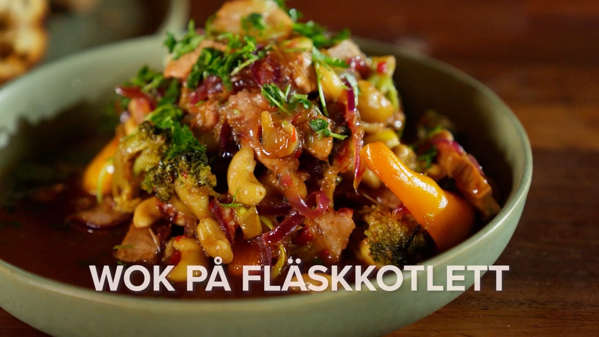 Wok med fläskkotlett