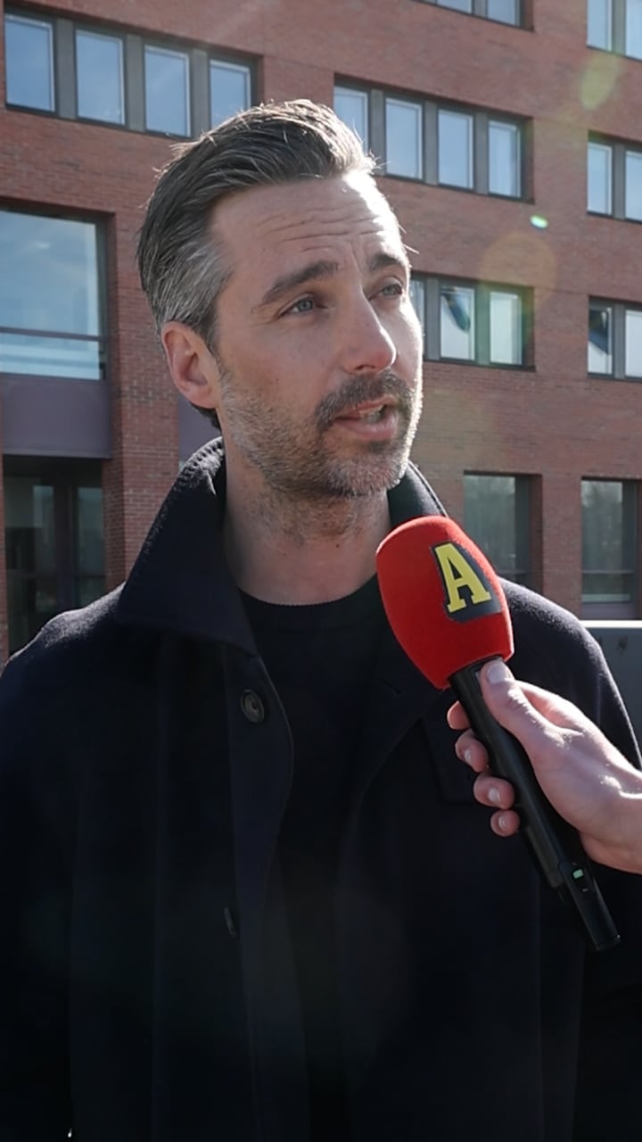 Polisens varning: ”Utnyttjar barns blåögdhet”