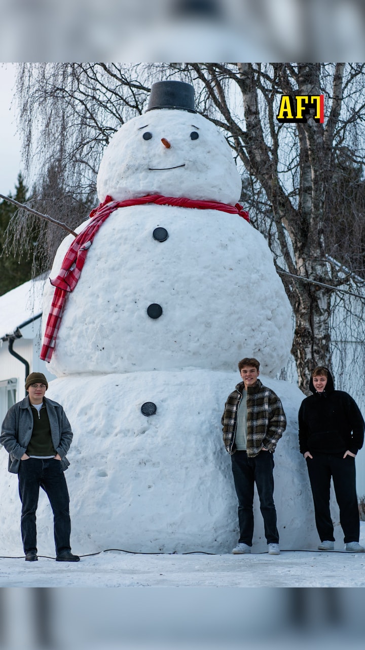Hemliga knepet bakom Sveriges kanske största snögubbe