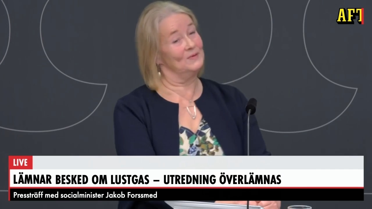 Utredaren Inga-Lill Askersjö vill inte svara på snusfrågan - Aftonbladet TV