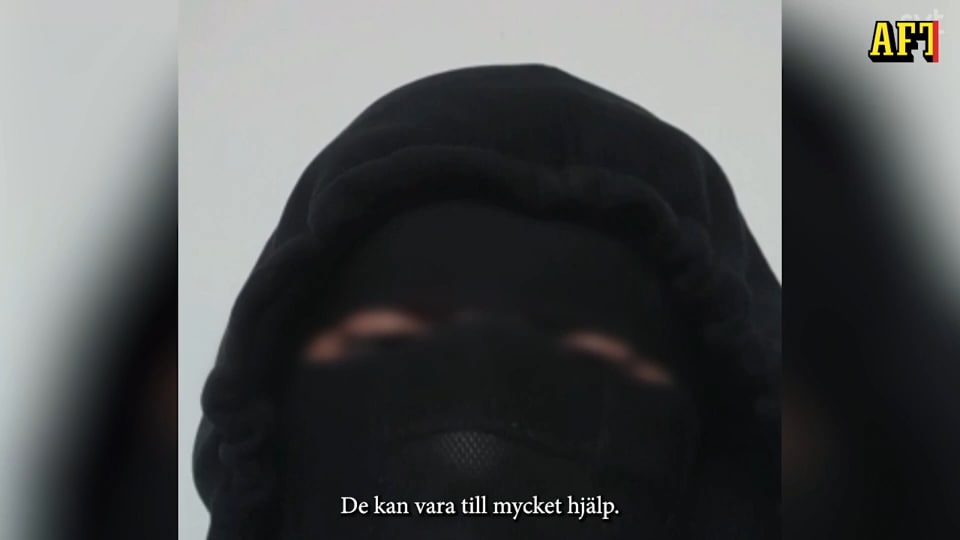 Gängmedlemmen: &ldquo;Det är bra att ta unga&rdquo;