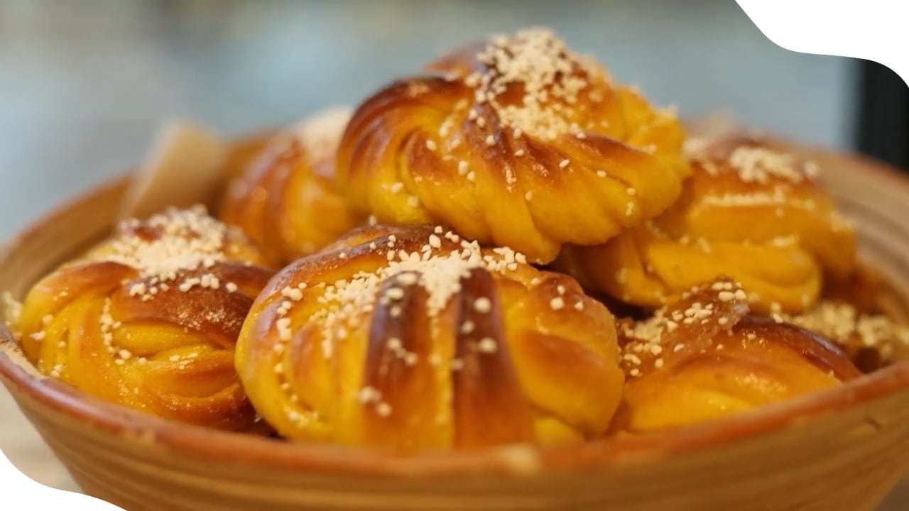 Bagarens 5 knep för saftiga saffransbullar