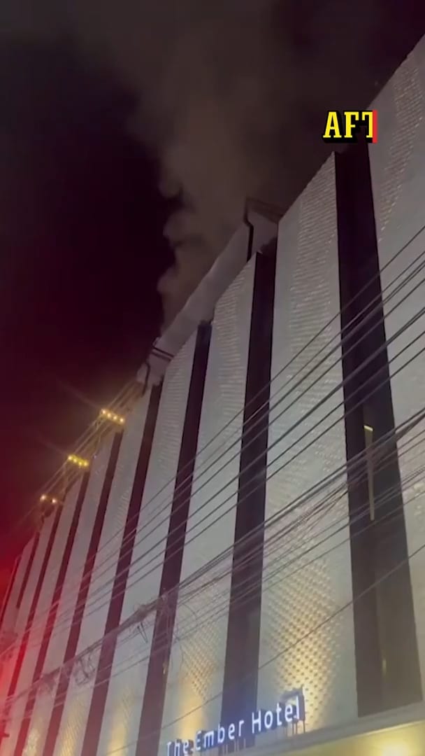 Hotellbrand i Bangkok – flera turister döda