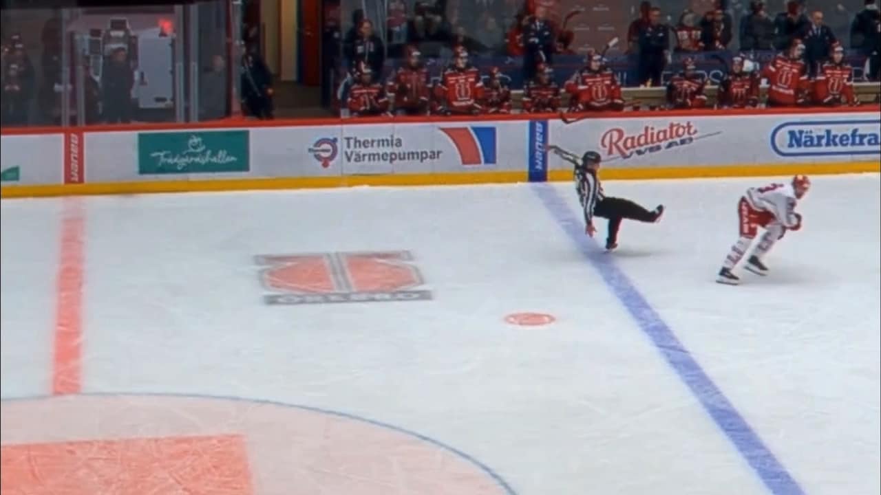 Här fäller han domaren