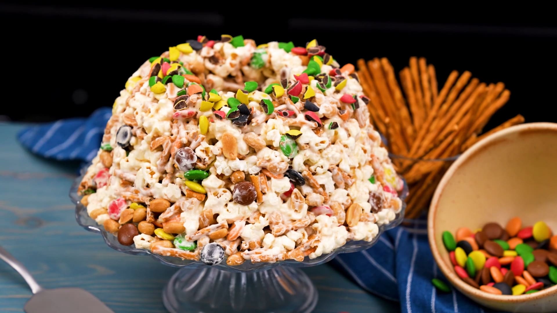 Fixa roliga popcornkakan enkelt och snabbt