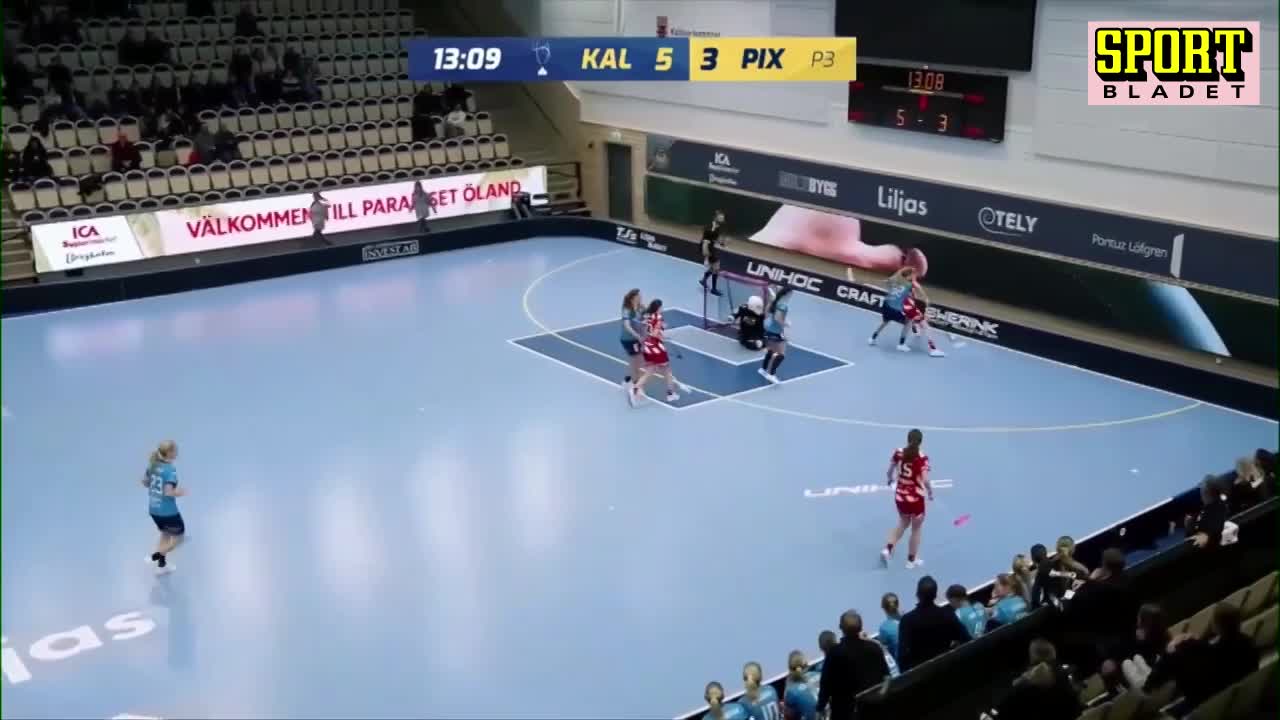 Mira Markström med zorromål för Pixbo