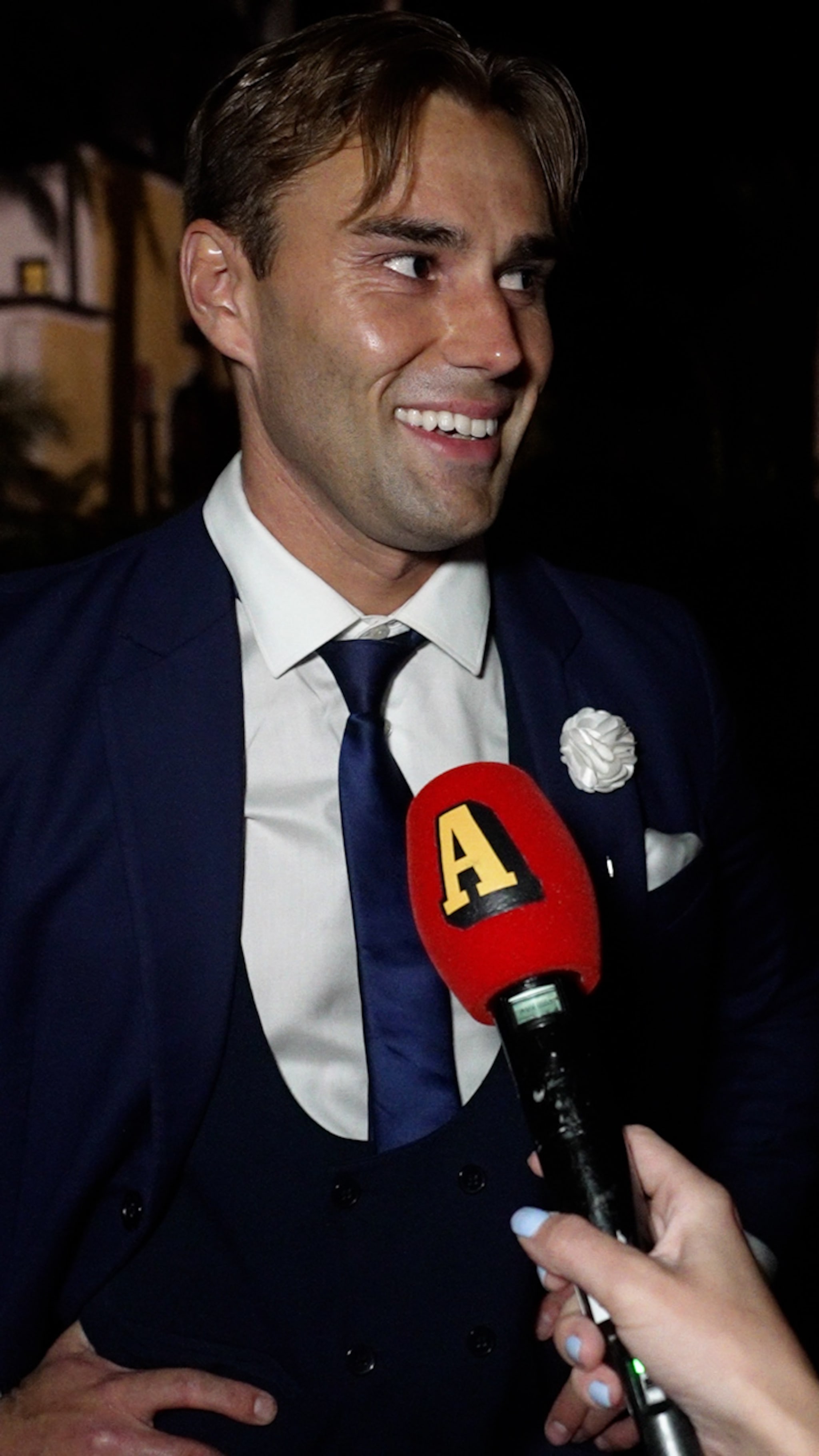 Två tvingas lämna – sedan hörs norska låten