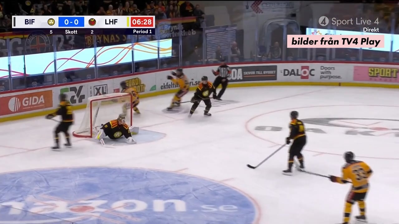 Se Pontus Andreasson spark mot målvakten