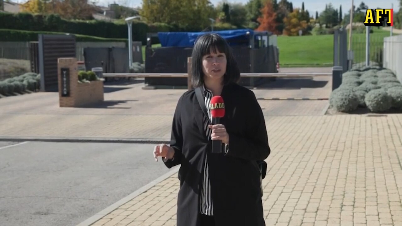 Aftonbladet på plats utanför Mbappés lyxvilla