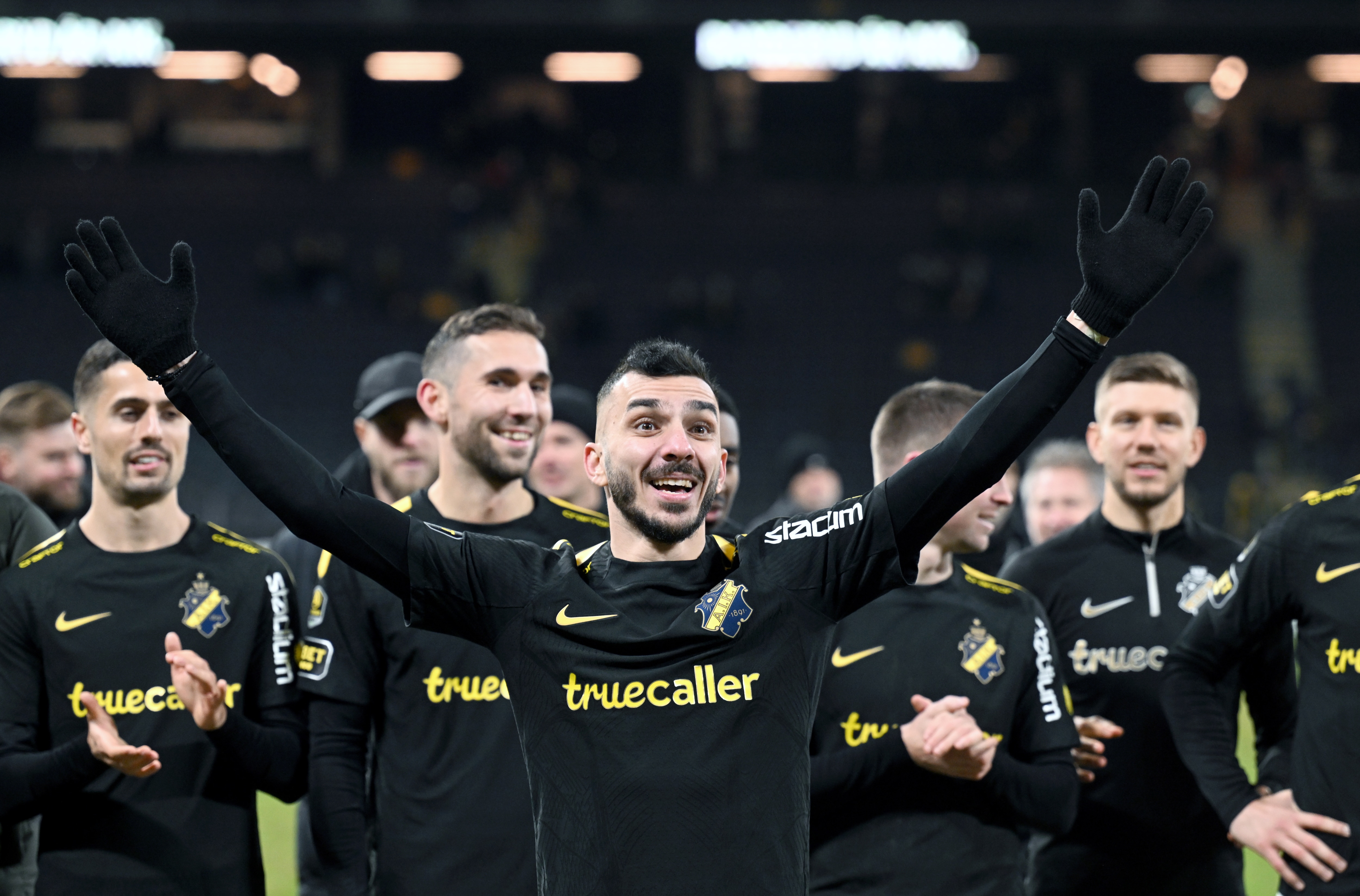 (REPRIS) Träningsmatch: AIK-Slavia Prag