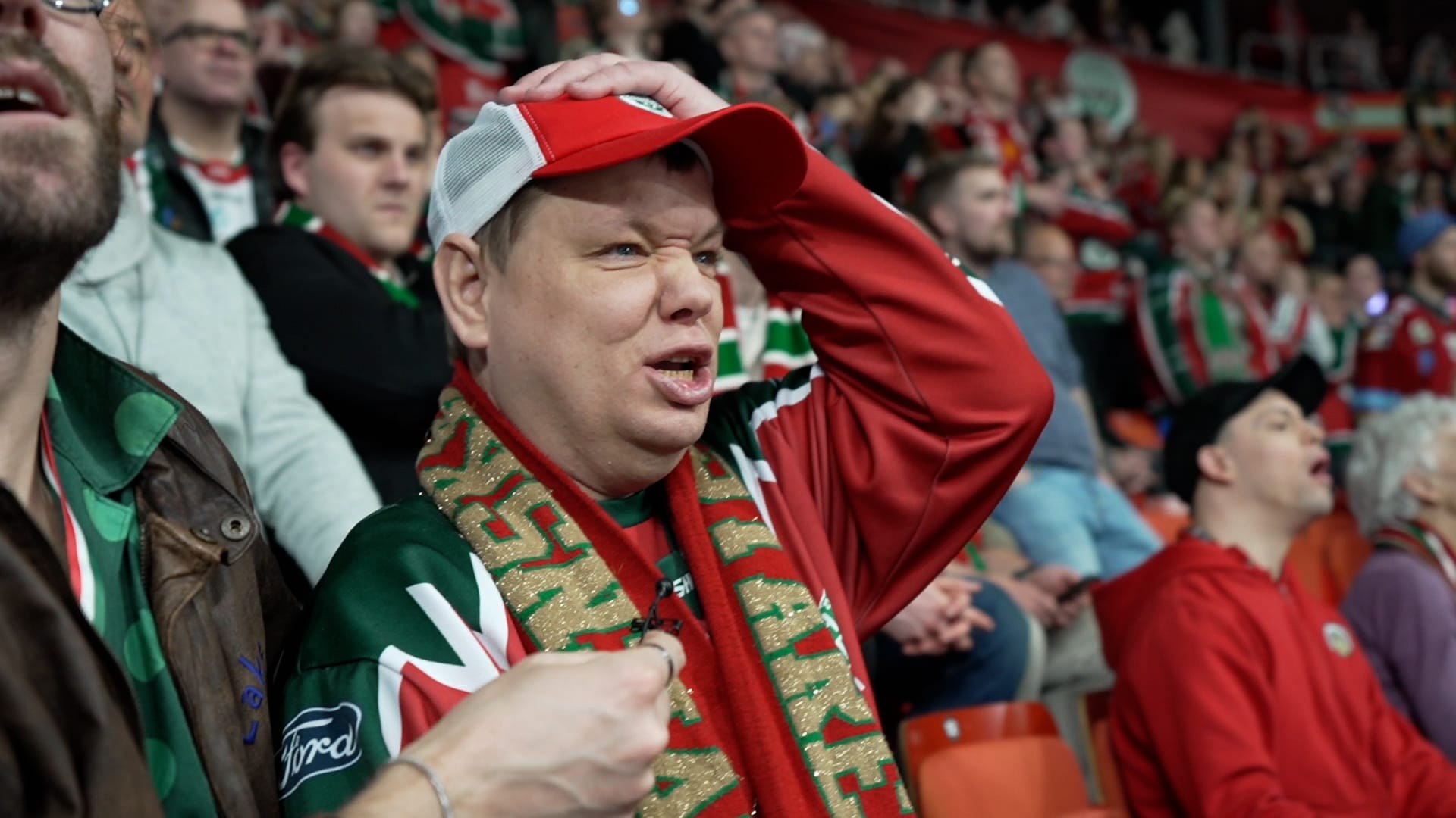 Går på SHL-match med Grunden Bois