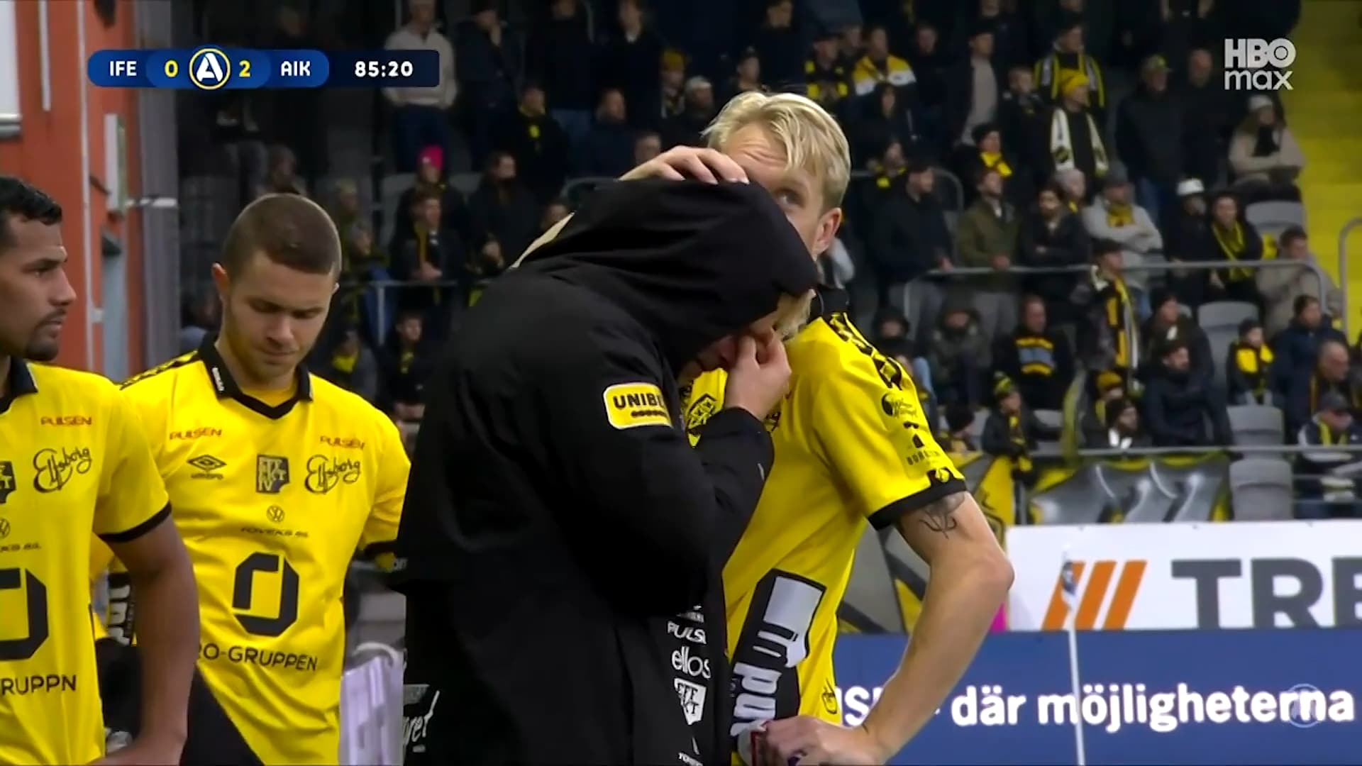 AIK vann när Johan Larsson hyllades – se målen!