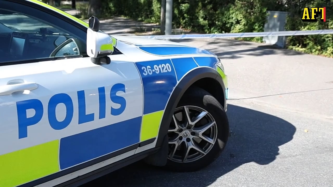 Stor polisinsats i Älvsjö – larm om skottlossning