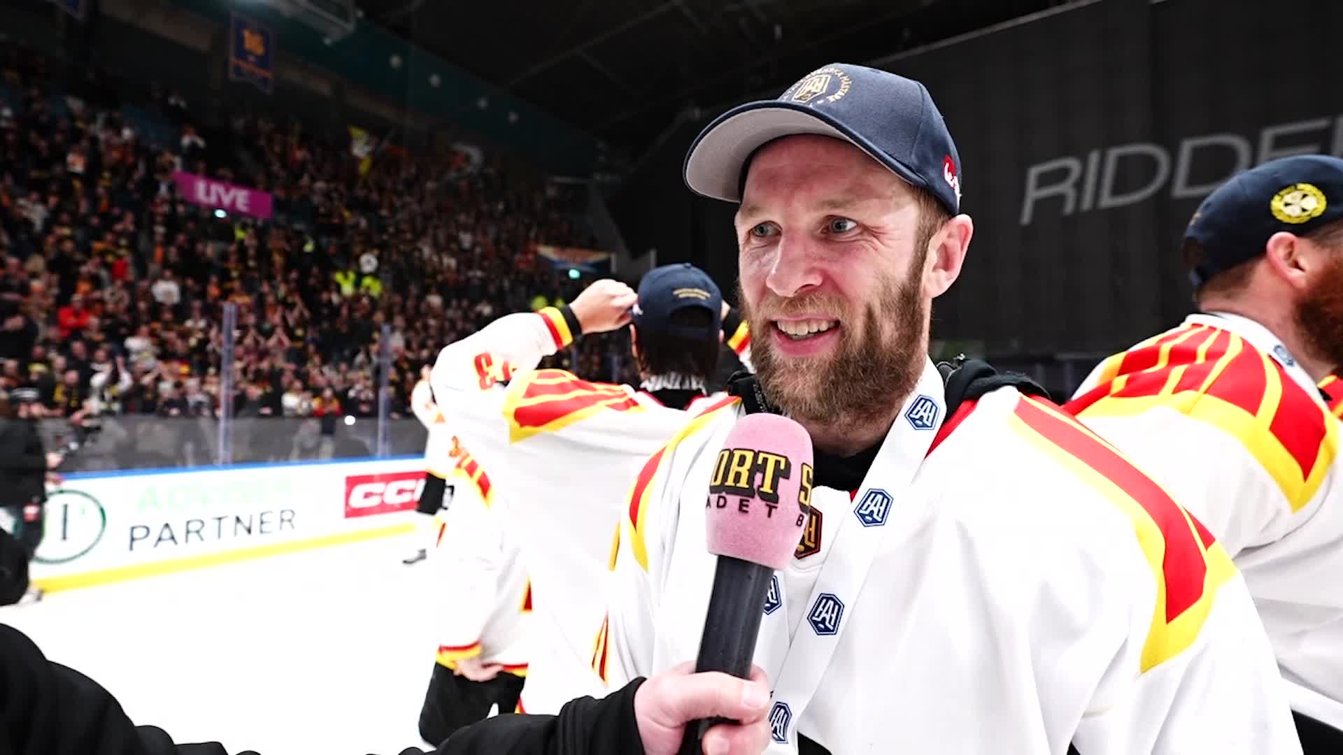 Greg Scott spelade slutspelet med bruten tå