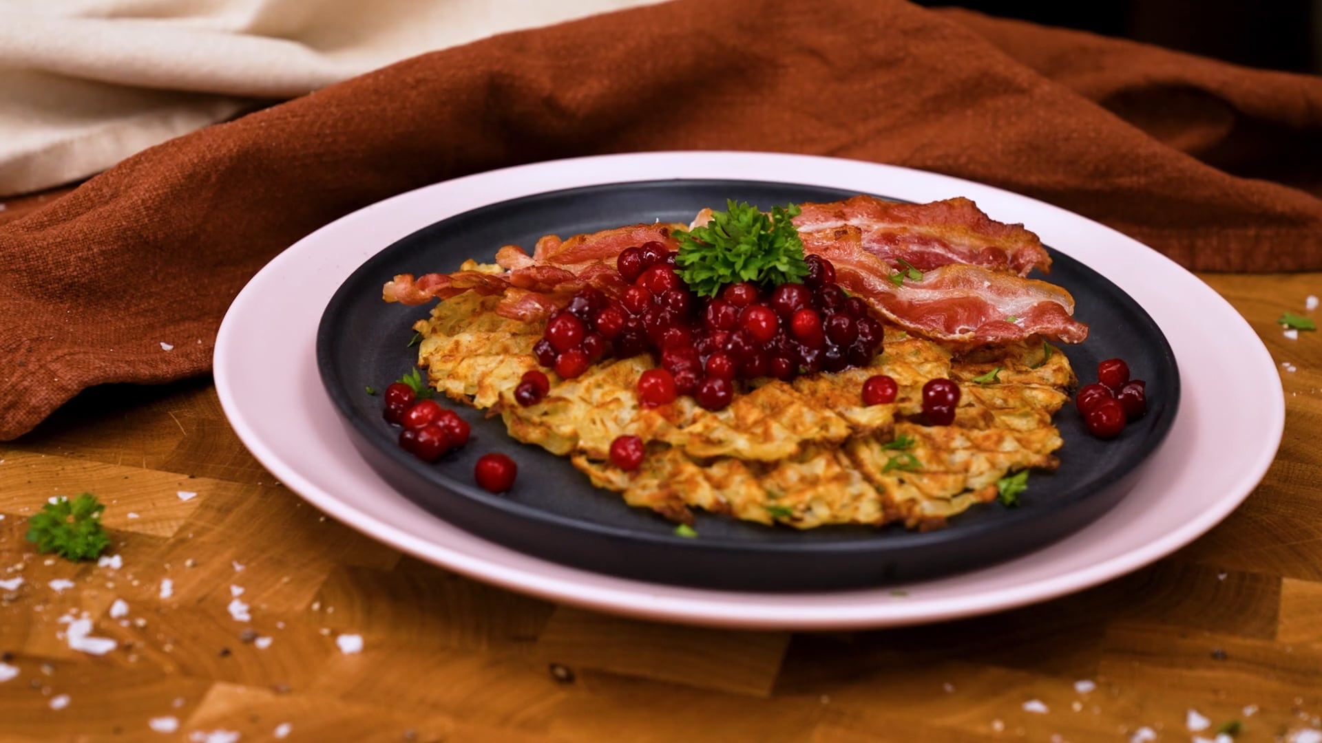 Frasiga potatisvåfflor med bacon